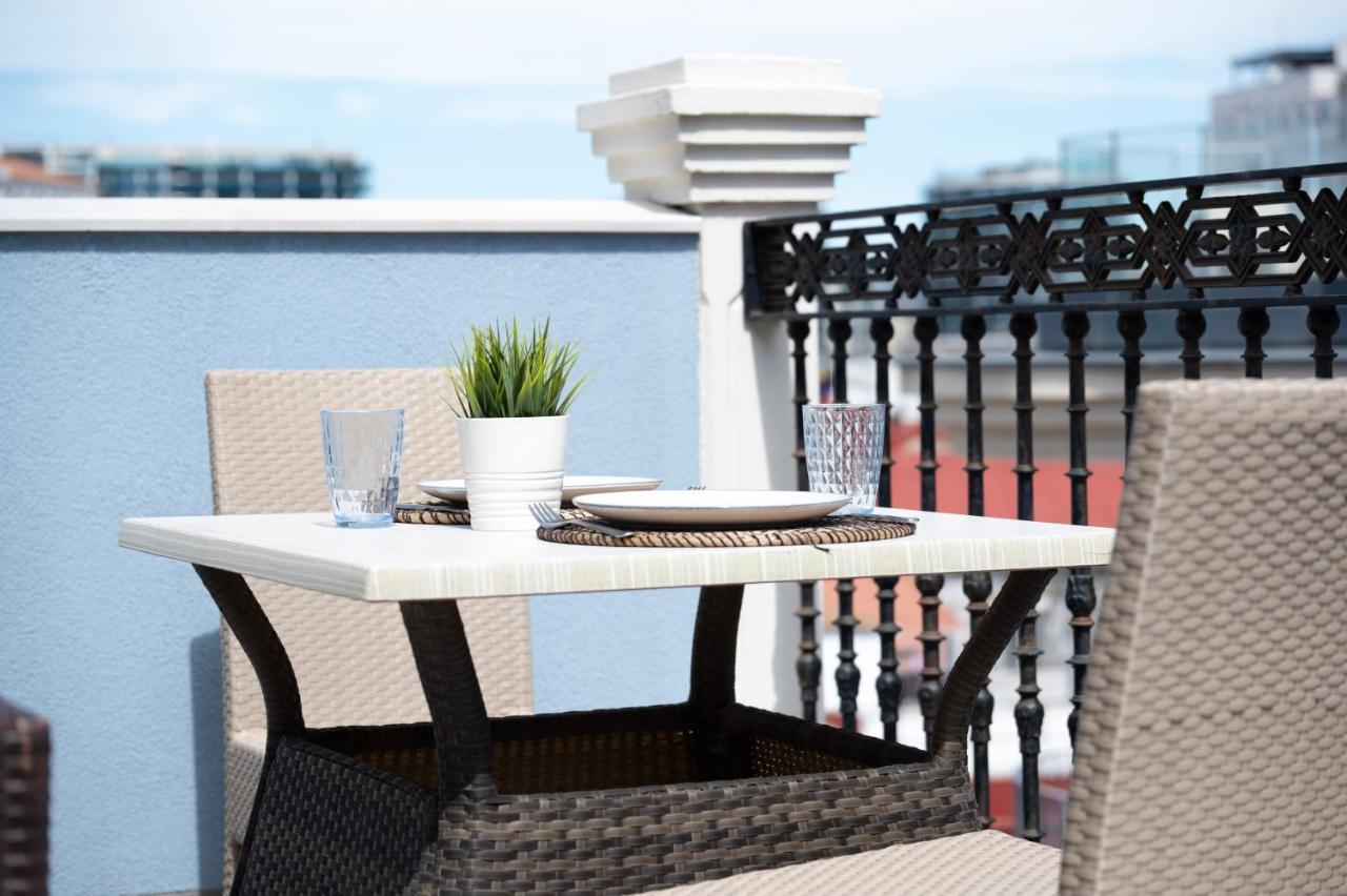 Master Penthouse Double Room Ensuite With Private Terrace - Grand Central House Gibraltar Exteriér fotografie